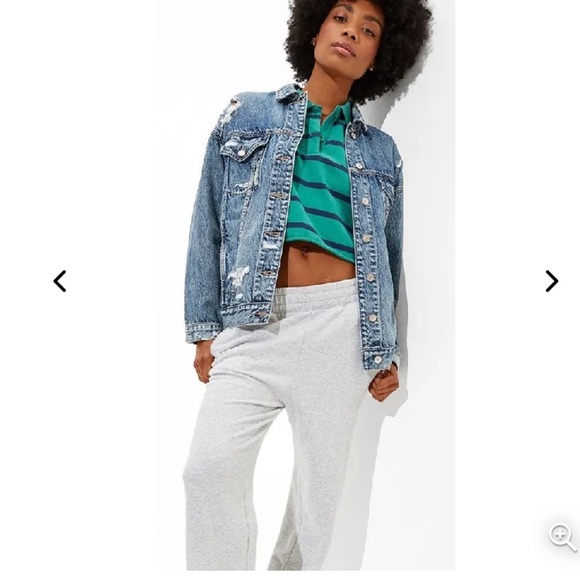 American Eagle Outfitters Oversize Distressed Fringe Denim Button Down Jacket XS - Picture 1 of 14
